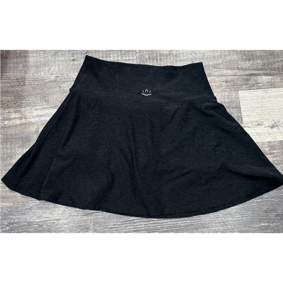Beyond Yoga Skort Women's Size Small Gray - Picture 1 of 4